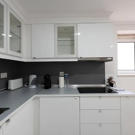 Cozy Bohemian Duplex-lemon アパート *