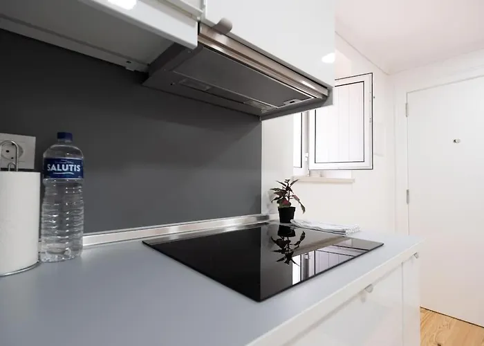 Cozy Bohemian Duplex-lemon Lisboa