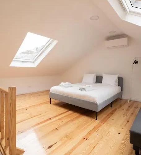 شقة Cozy Bohemian Duplex-lemon