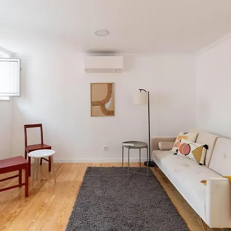 Cozy Bohemian Duplex-lemon 아파트 리스본